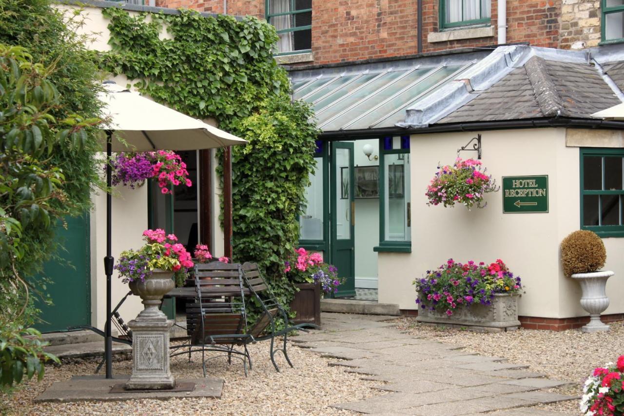 The George Inn Окем Екстер'єр фото
